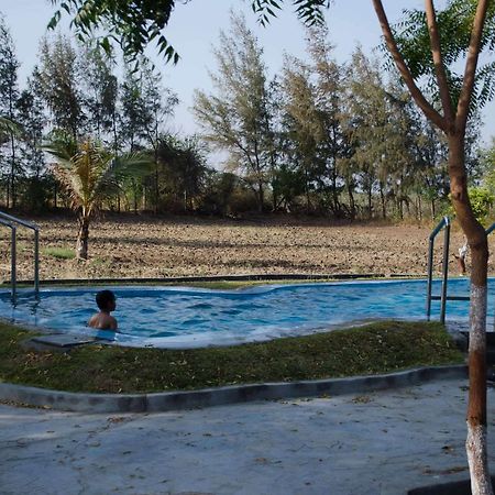 Bhavna Resort & Farm Surendranagar Buitenkant foto