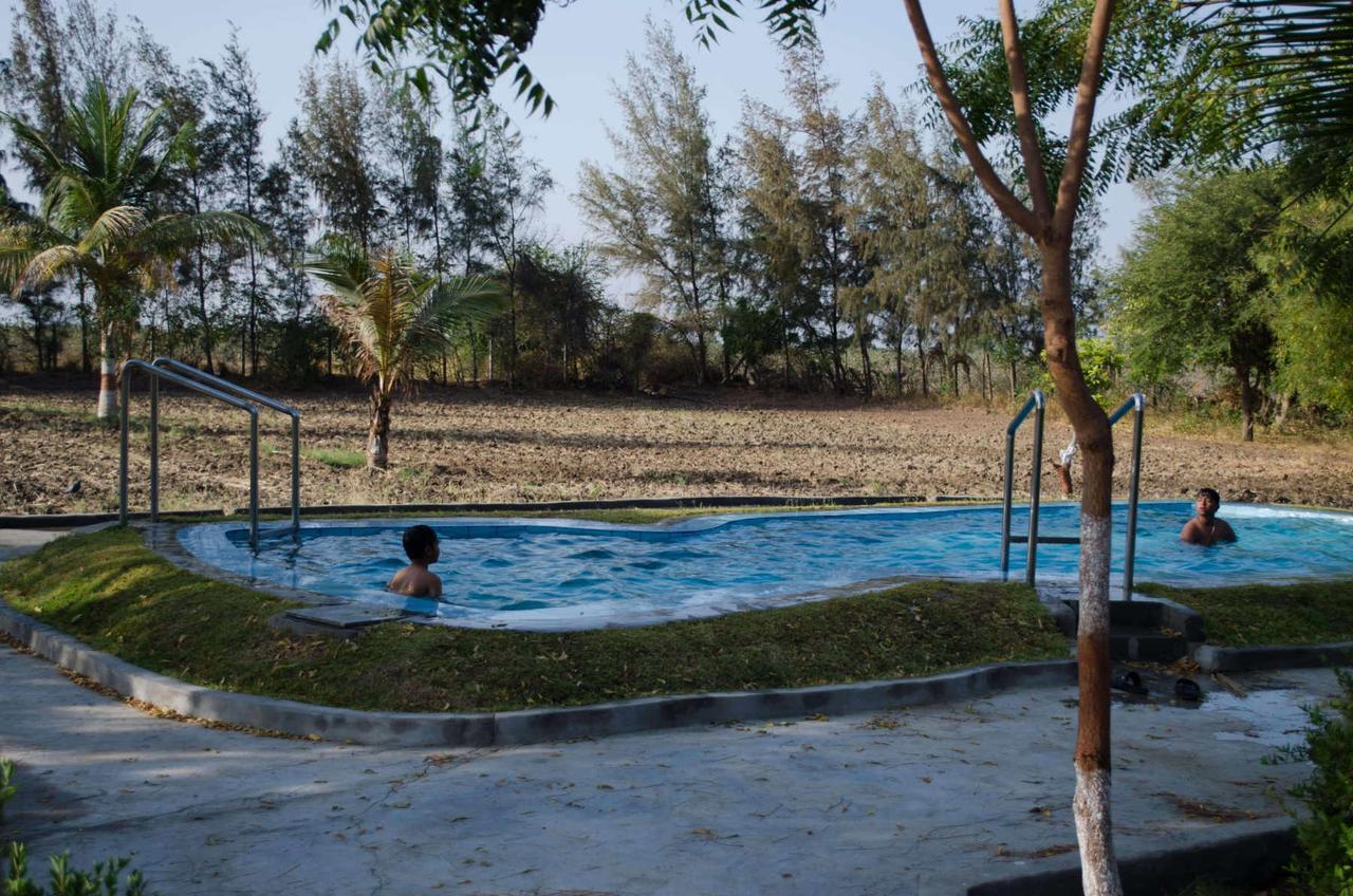 Bhavna Resort & Farm Surendranagar Buitenkant foto